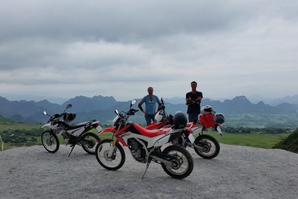 Tips to have an amazing trip from Hanoi to Halong Bay by motorbike