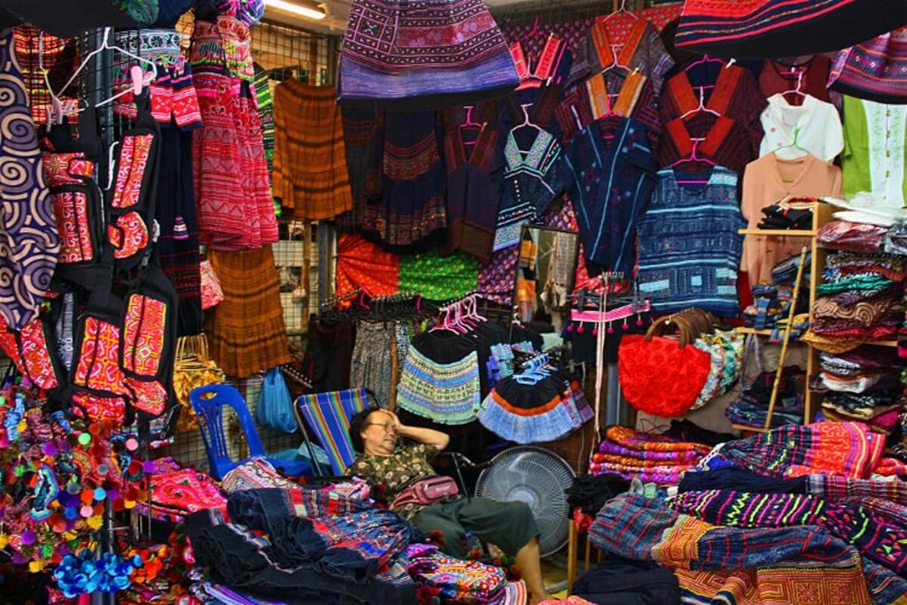 Chợ cuối tuần Chatuchak